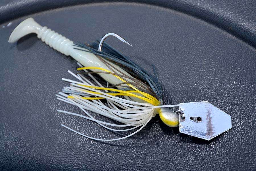 Mueller also weighed bass that he caught on a 3/8-ounce Z-Man Original Chatterbait in the Sexy Shad color dressed with a Reins Fat Rockvibe Shad in the Clear Pearl Silver color. He fished this bait on 14-pound Gamma Edge Fluorocarbon.