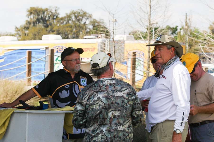 The B.A.S.S. staff, camera boat drivers and Marshals are talking about Day 1 prior to the anglers arrival for the first flight check-in.