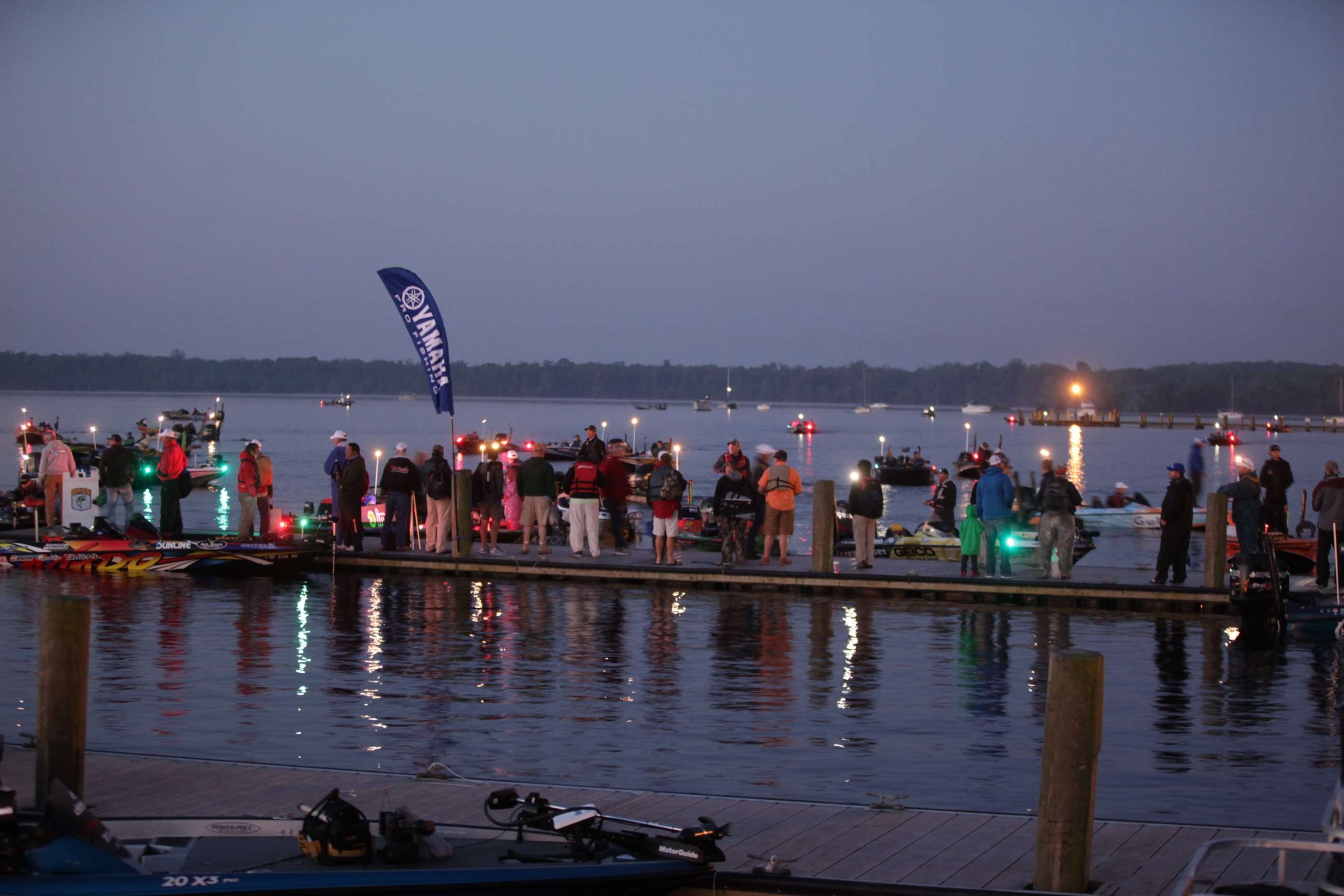 Day 2 dawns on the St. Johns River for the Bassmaster Elite Series tournament. 