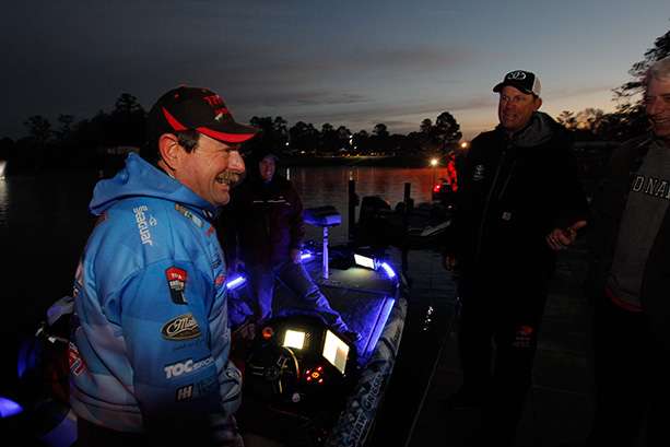 Day 1 leader Shaw Grigsby talks with some spectators and Kevin VanDam prior to Day 3 takeoff.