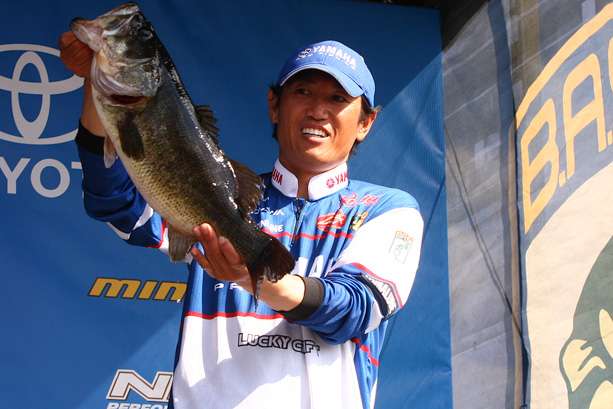 Takahiro Omori (5th, 22-1)