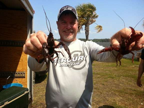 On Sunday, Elite Series angler Dennis Tietje, who frankly is scaring the bejesus out of me with those mud bug things, invited us to a 
