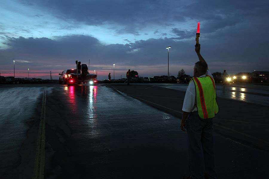 Traffic at the ramp flows smoothly with the assistance of volunteers who help make launching an easier task. 