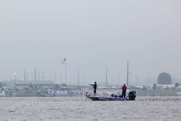 Jocumsen made a move and fished near the launch site at Red River South Marina. 