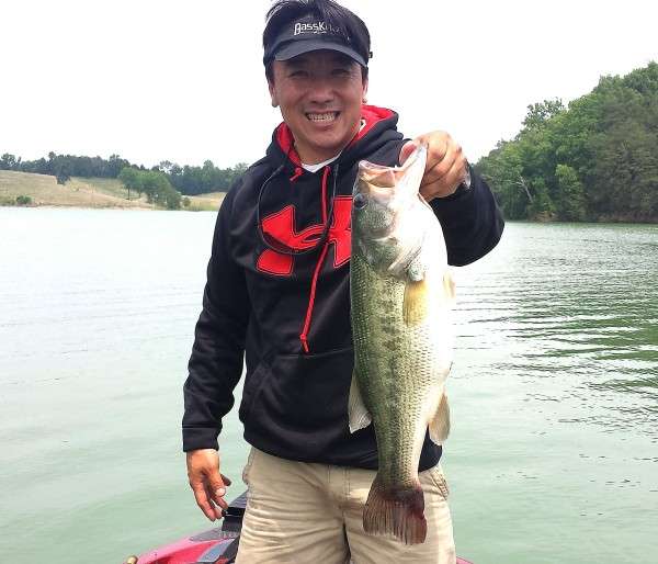 Enosey Thao with a 5-pounder during practice.