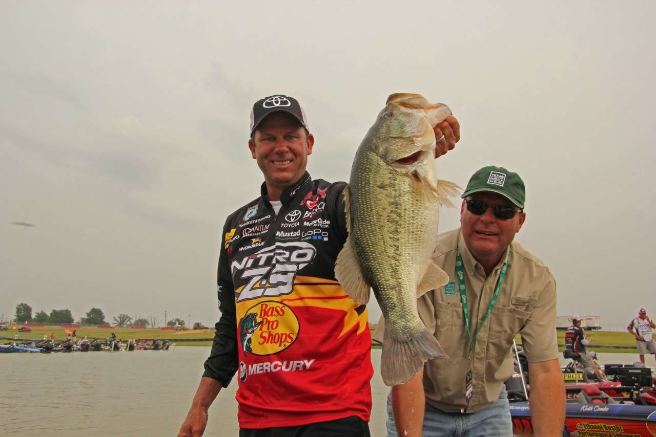This 8-pound, 8-ounce largemouth that Kevin VanDam caught represents well the huge bass, monstrous 5-bass limits, and great crowds of fishing fans and country music lovers that were a part of the 2014 Toyota Texas Bass Classic on Lake Fork this past weekend. 