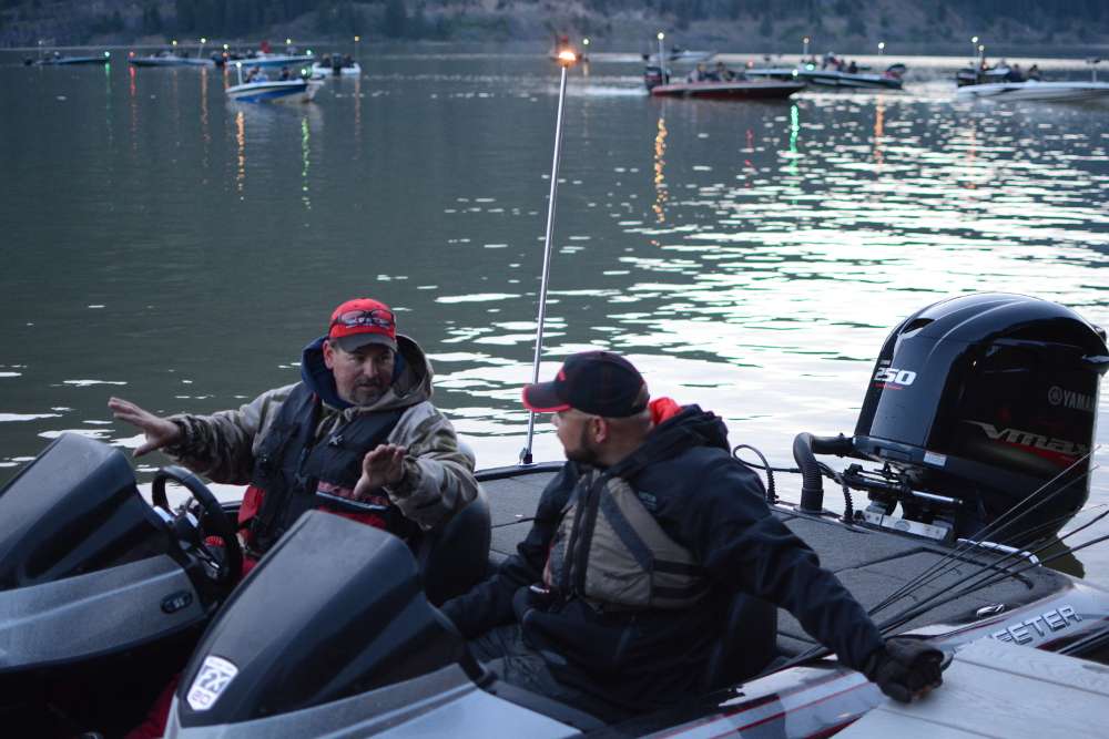 Randy Gust of Montana and David Mays of Oregon talk about their strategy on the water today.
