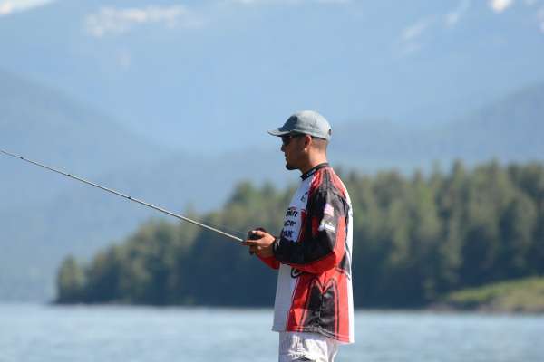 Lavallee has four in the boat, but he should have five. âI just lost a 2 1/2-pounder, which is gold on this lake. Itâs like a 6-pounder on Clear Lake.â