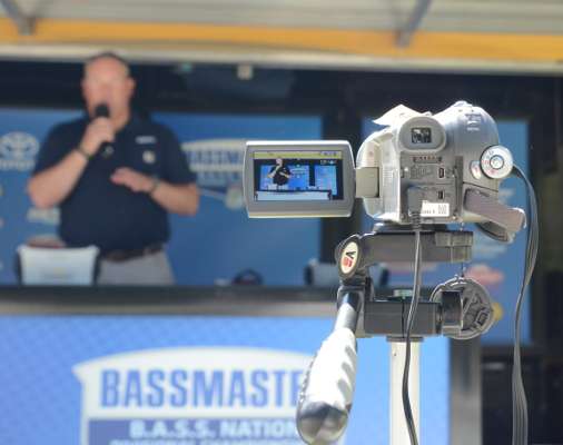 The 2014 B.A.S.S. Nation Western Divisional weigh-in is live-streamed to Bassmaster.com for fans all over the world while people who live near Trout Creek, Mont., watch it in person.