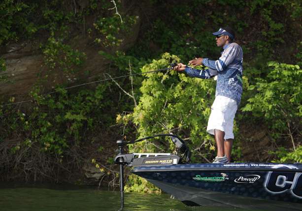Satisfied with the tuning job, Sensabaugh gets back to fishing. 