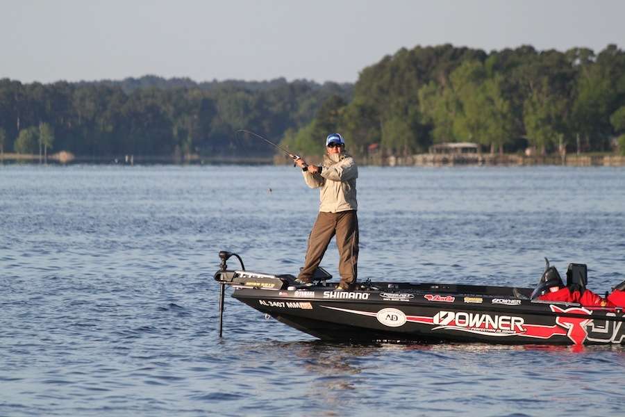 Kota continues to work this flat as we move on to find another angler. 