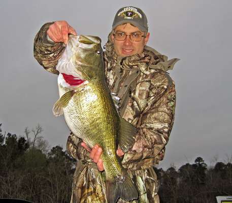 <b>Jonathan Gerland</b>
10 pounds, 9 ounces
Lake Sam Rayburn, Texas
1/2-ounce Cordell Super Spot (Rayburn red) Gamauatsu hook