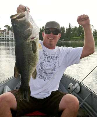 <b>Brian O'Neil</b>
11 pounds, 15 ounces
Lake Mission Viejo, California
5-inch Shad Senko (red/black)