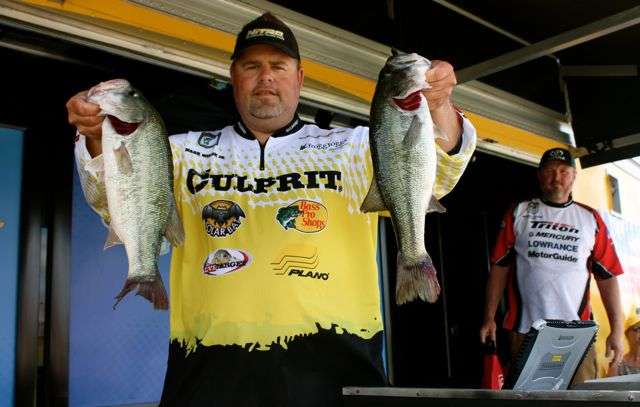 Mark Wiese, Jr. of Missouri ended the second day of competition in same place as he did Day 1 â in third place. He caught 11-10 on Day 2 for a combined total of 25-2.