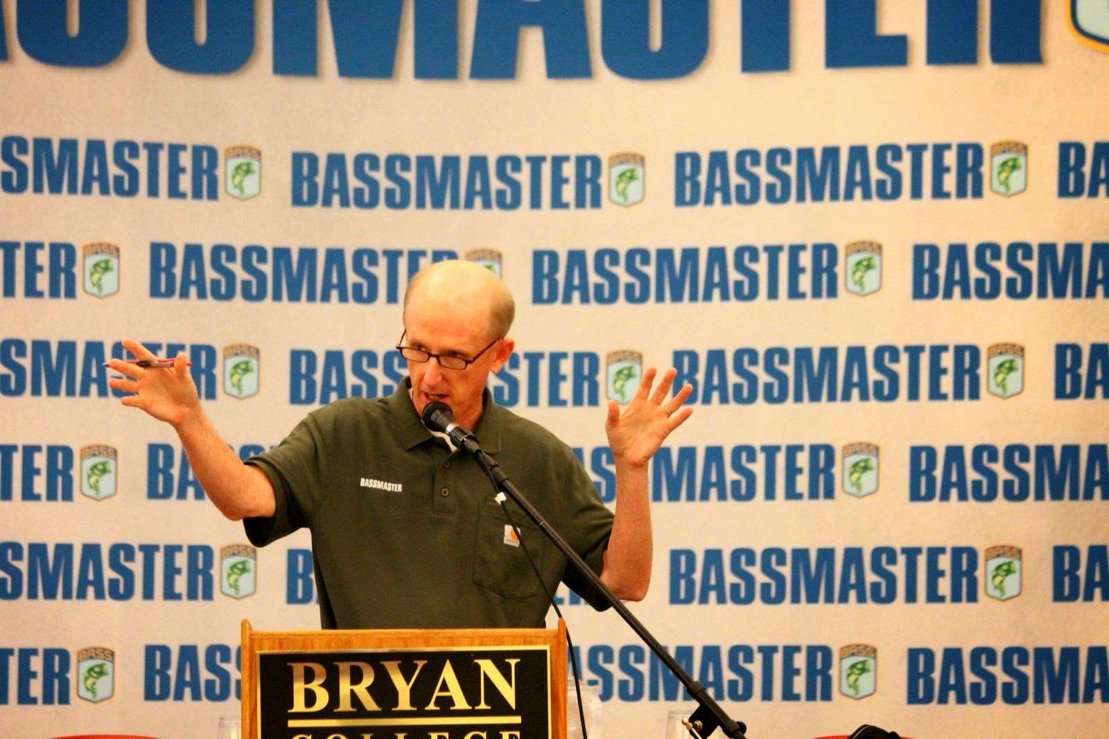 â¦got briefed on the rules by this guy, Tournament Director Trip Weldon who also welcomed...
