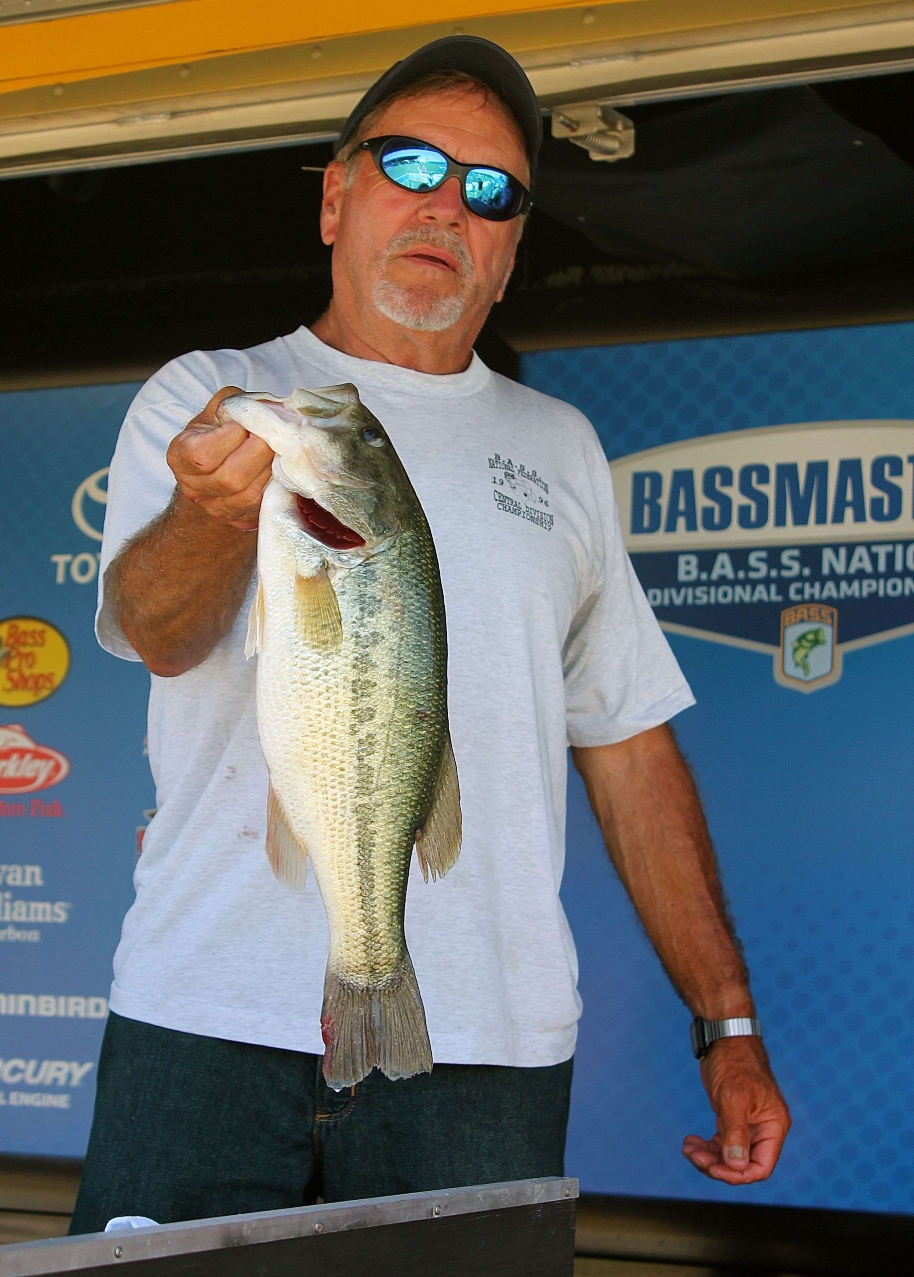 Lee Wubbels, in 11th place with 10-6, leads the Nebraska B.A.S.S. Nation team. Nebraska is in second place, with 29 bass for 71 pounds, 8 ounces.