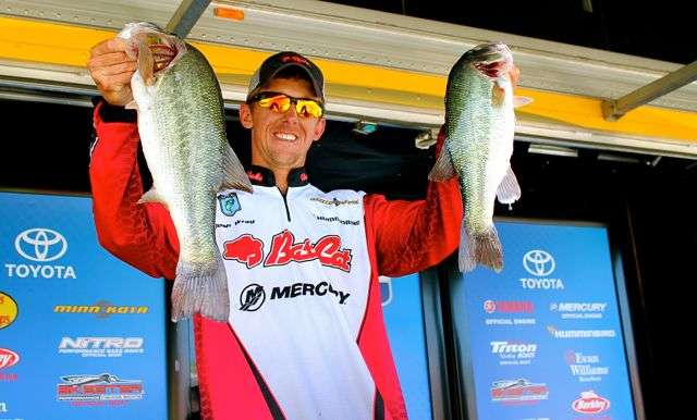Central Divisional winner Josh Wray will represent Arkansas at nationals. He caught a limit every day on Eufaula â one of only a few anglers to do so â amassing a total weight of 41-5. On Day 3, his limit weighed 14-9. Runner-up Preston Frazell, the Day 2 leader, caught only 11-13 on Day 3.