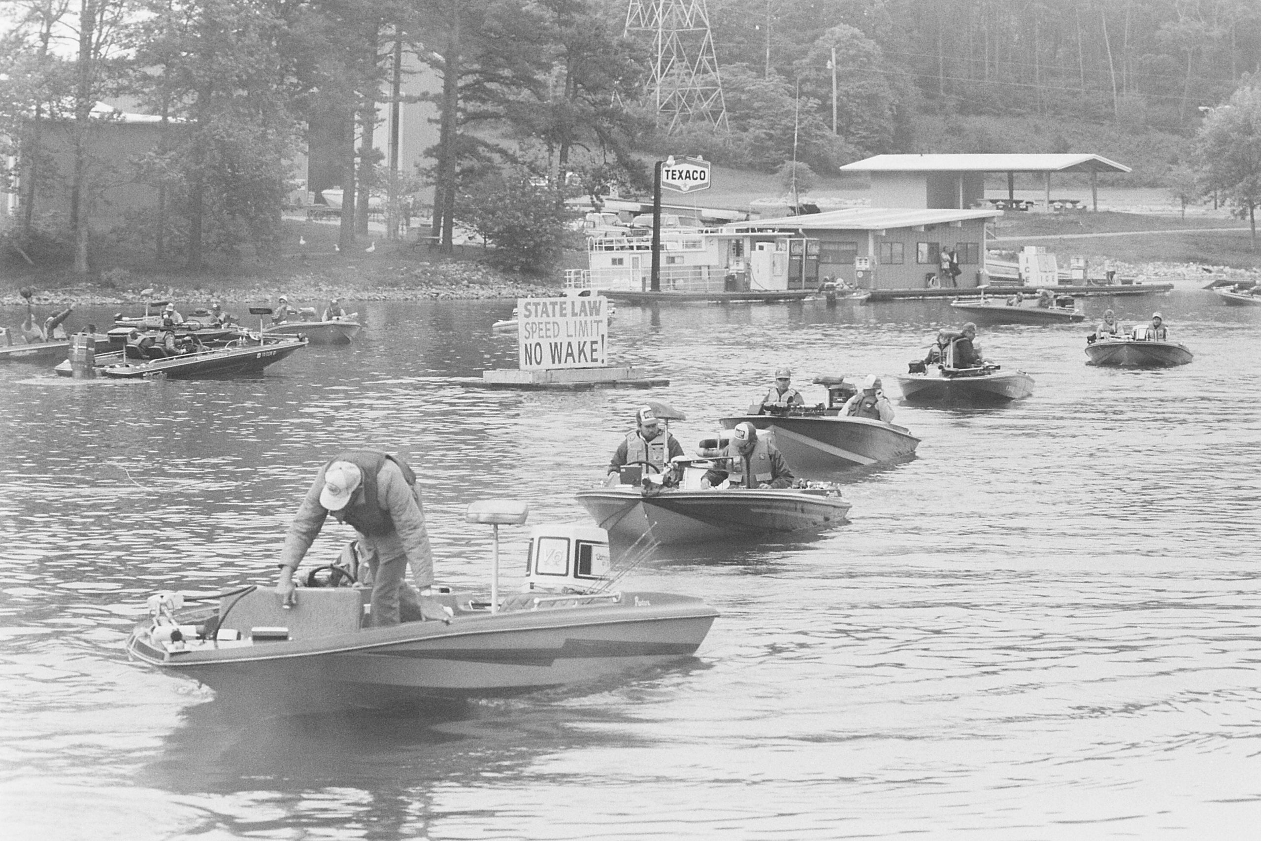BASSfest begins on Chickamauga Lake in a few days, and itâs been many years since B.A.S.S. has visited the fishery. But between 1985 and 1991, we hosted five tournaments there, including the 1986 Bassmaster Classic. Some of the biggest veterans of the sport won these events; hereâs how they did it.