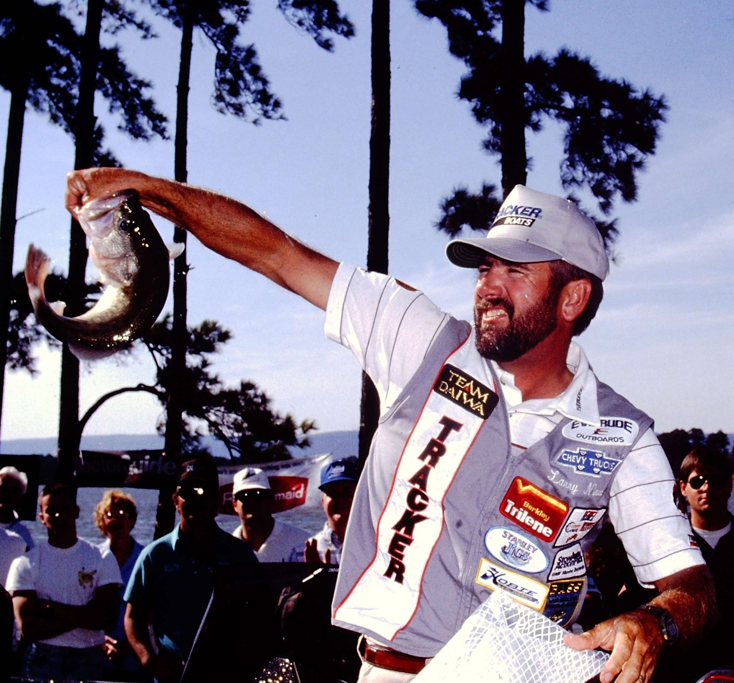 Just more than a year later, B.A.S.S. made its most recent trip to Chickamauga, Oct. 7-12, 1991, for the Bassmaster MegaBucks Tournament. The six-day tournament included a cut to 10 and a weight-zero. Larry Nixon won with 18-2 on those final two days of fishing. It was his third MegaBucks title in a row. B.A.S.S. only hosted seven MegaBucks tournaments, and Nixon won four of them. At Chickamauga, Nixon fished a Bomber 6A crankbait on rocks with deep water coming in with some shad around. In isolated brushpiles, he slow rolled a 3/8-ounce Stanley Vibra-Shaft or a 1/8-ounce Bomber Mini-Whicker spinnerbait.