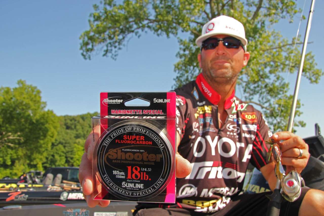 He tied the jig to 18-pound Sunline Shooter Super fluorocarbon. 