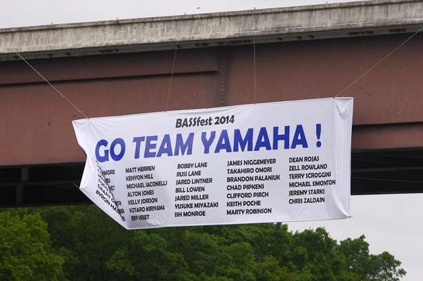 Team Yamaha shows its support for their anglers with a banner hanging from a bridge.