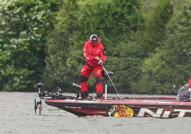 The following sequence of photos shows Kevin VanDam catching two of his best fish of the dayâ¦