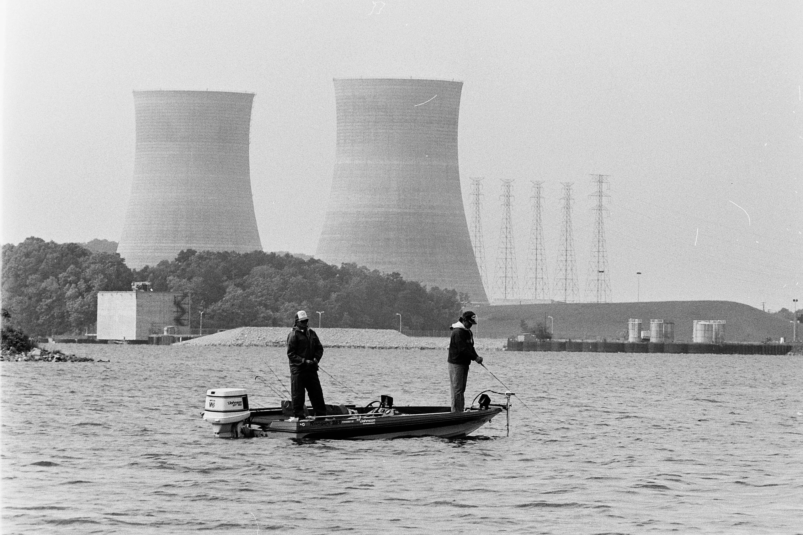 The boats and the anglers will be different now, 29 years after the Chattanooga Invitational, but the scenery will be about the same. Shots of these cooling towers appear in every batch of tournament photos from this lake, and weâre sure to see them in BASSfest photos.