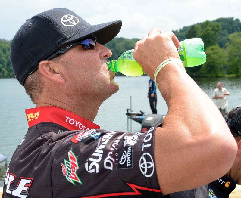 Gerald Swindle really, really drinks a lot of Diet Mountain Dew. It's the perfect sponsor for him. 