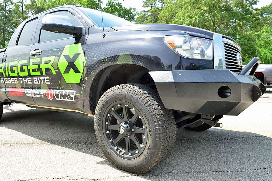 Davy Hite's Tundra wears an Iron Cross bumper as well as some nice wheels and tires.