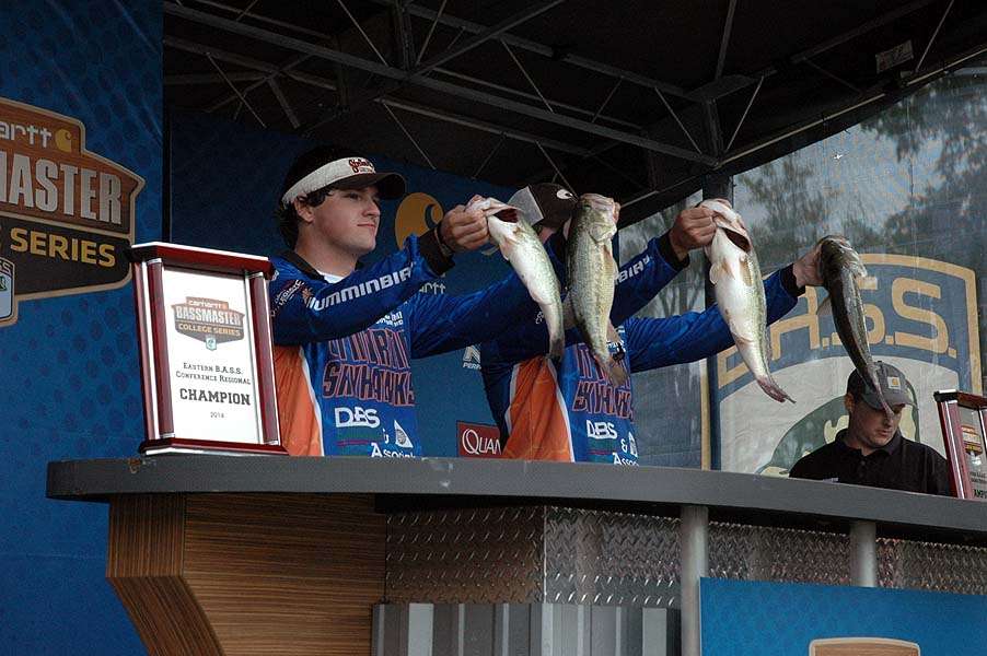 Colin Bennet and Dylan Powley from the University of Tennessee Martin weigh their catch. 