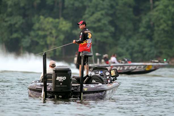 Kevin VanDam started the day in the same place where he started the event. He was soon joined by Jeff Kriet and Russ Lane. 