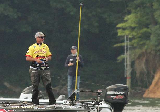 Kriet works an area while Jim Sexton of Bassmaster.com captures GoPro images.
