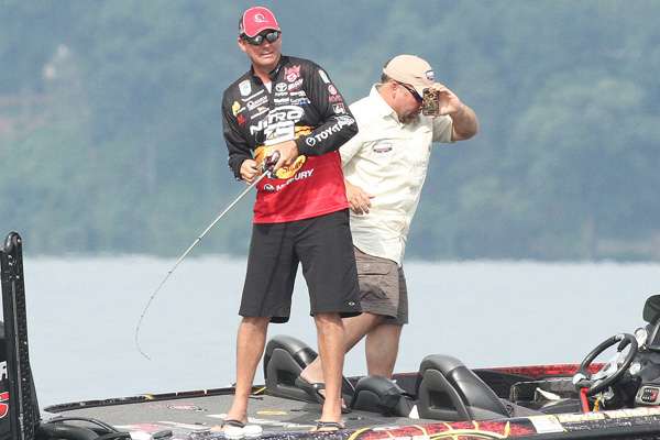 This one would send KVD to the back of the boat - and the Marshal to scrambling - before it shook off KVDâs hook.