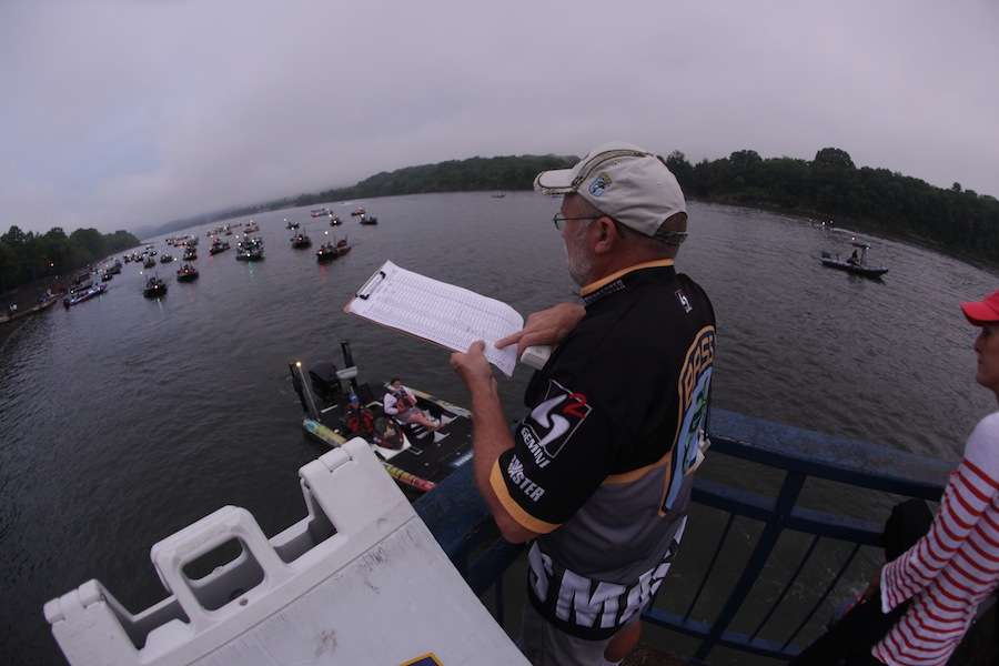 B.A.S.S. Tournament Manager Chuck Harbin lines the boats up. 