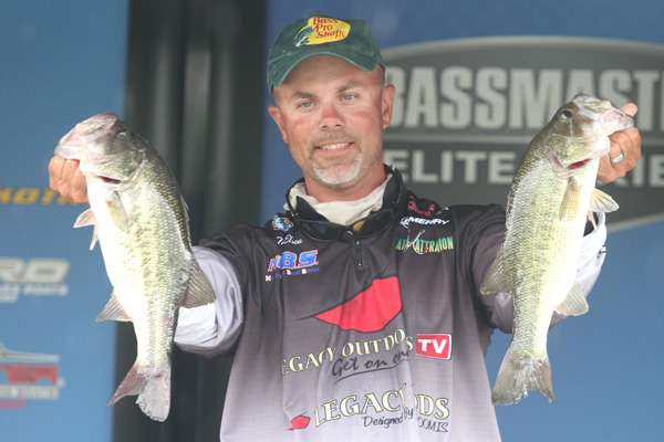 Mike Elsea missed the cut by 7 ounces, finishing the day wit h13-5