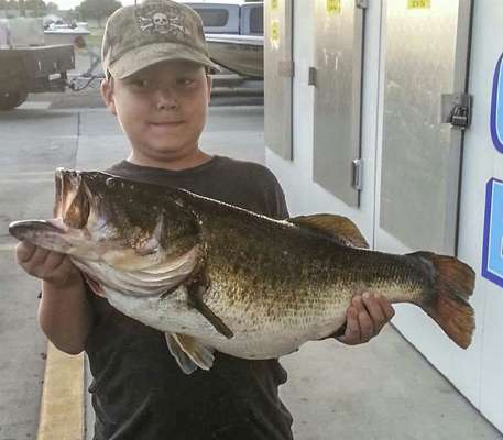 <b>JD Oden</b>
10 pounds, 9 ounces
Lake Okeechobee, Florida 
Shiner