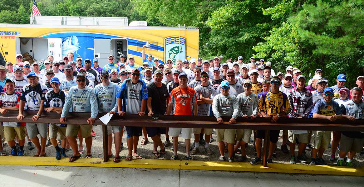 Day 3 is on a brand new lake with just an afternoon of practice. This should be an interesting final two days!