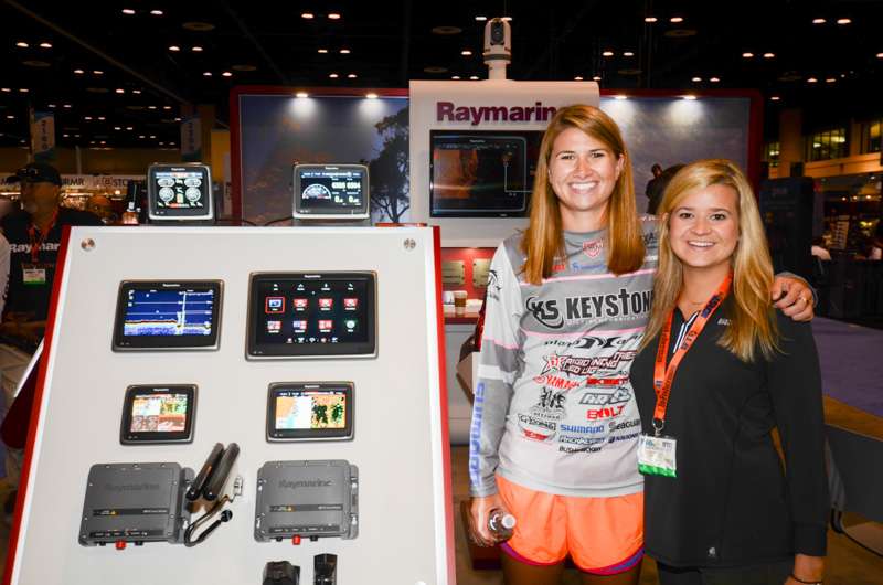 Bass Pro Shops Bassmaster Opens angler Trait Crist demonstrates some new features of the new Raymarine sonar unit. Check out the display <a href=http://www.bassmaster.com/blogs/icast-2014-live-blog/trait-crist-explains-raymarines-new-sonar><b>here</b></a>.