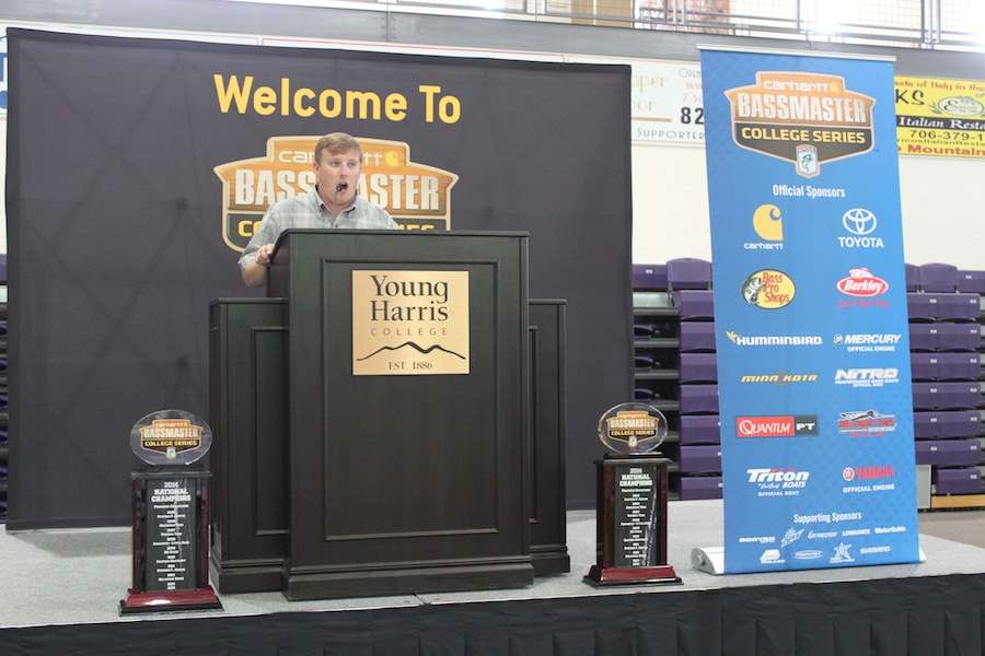 Carhartt Bassmaster College Series Tournament Manager Hank Weldon welcomes anglers. 