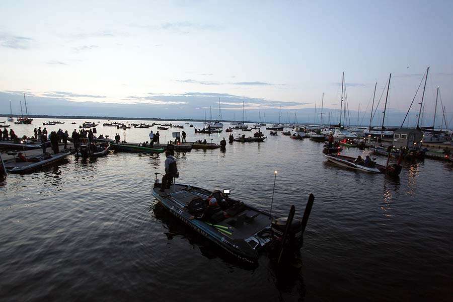 The first boats gather in the basin at Dock Street Basin in Plattsburgh, N.Y., for Day 1 of the Bass Pro Shops Northern Open #2 presented by Allstate.
