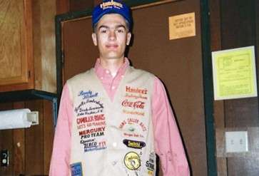 Yes, that's 2014 Bassmaster Classic champion Randy Howell about 20 years ago -- when you put your patches on your vest and wore it on top of everything, including pink shirts.