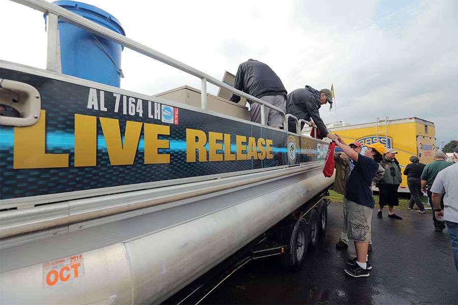 Shimano Live Release Boat takes all fish back to the Cayuga Lake.