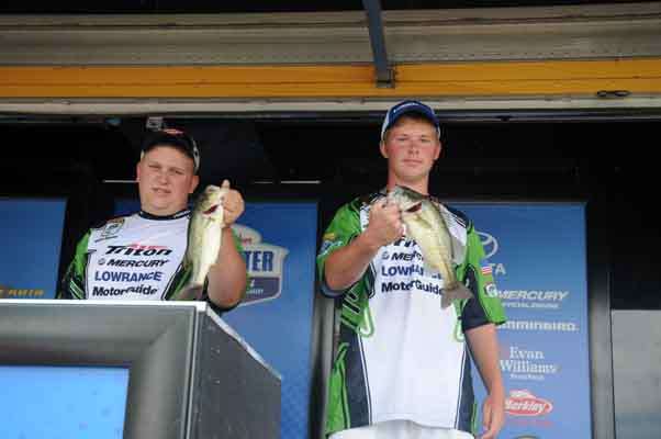 Indiana high school anglers Matt Miller and Adrian Stafford, 3-4
