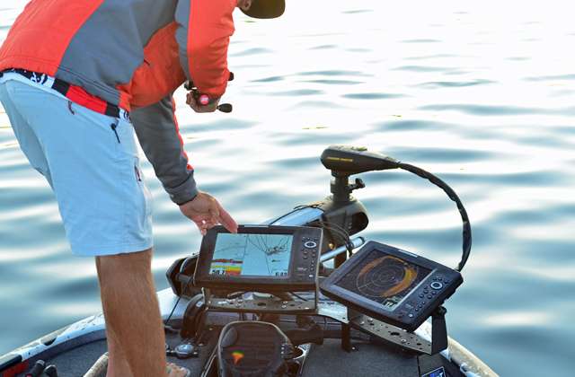 Here he shows us the fish on his Humminbird.