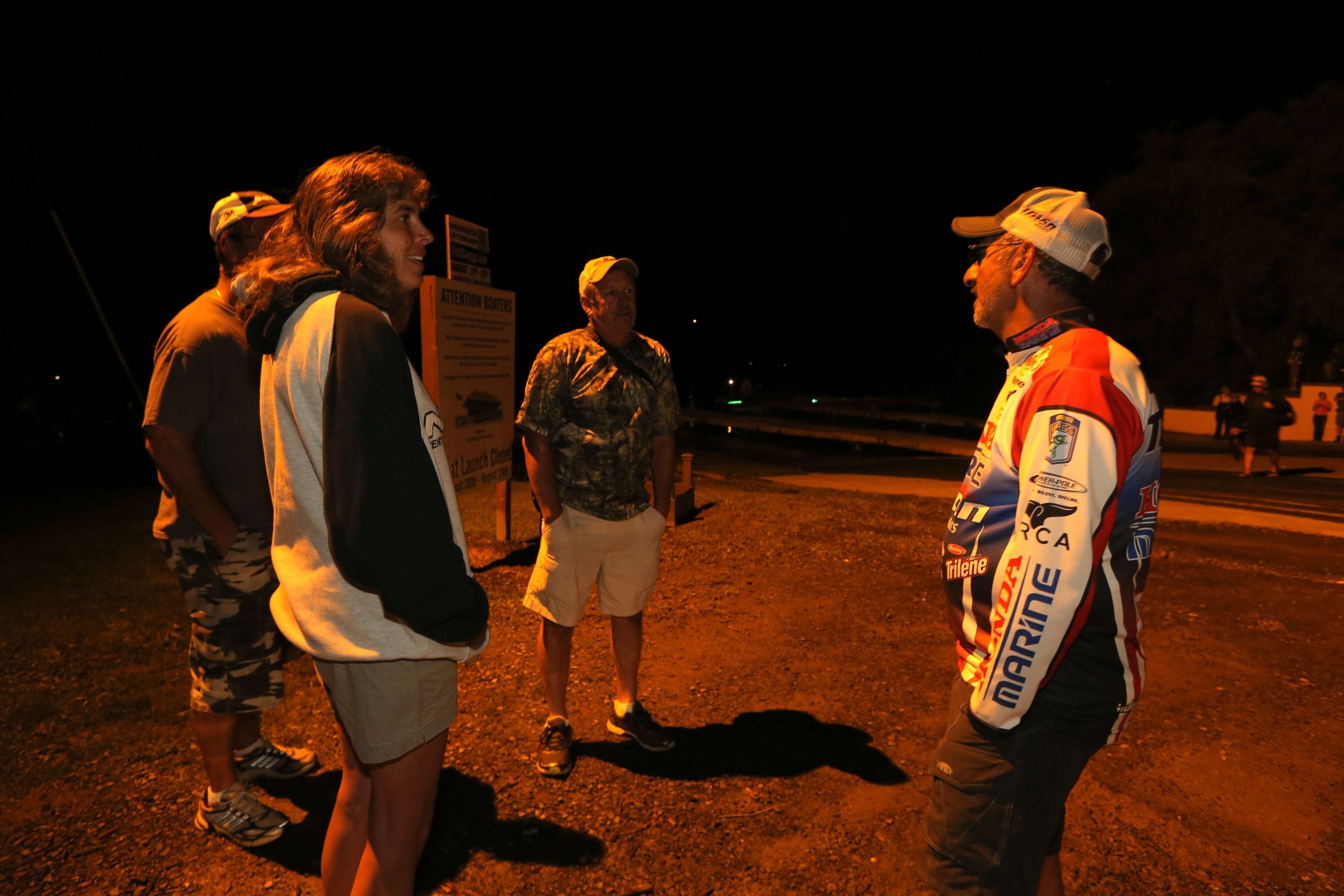 Paul Elias talks things over with fans.