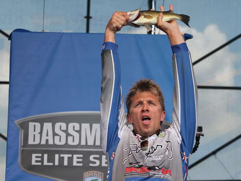 ...he hoisted it high above his head. The fish was part of three-fish stringer that totaled 4-3. He finished in 12th place overall.