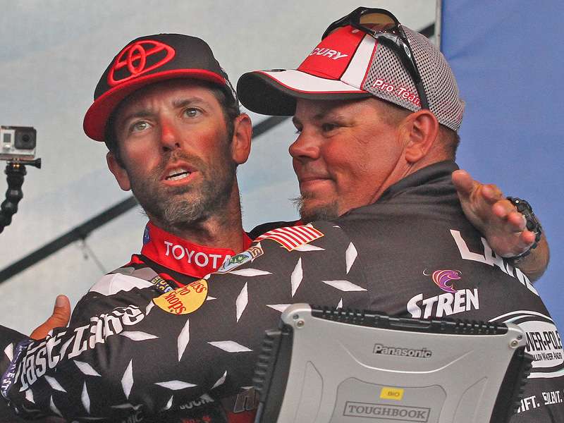 Then he hugs Iaconelli before his fish are weighed.