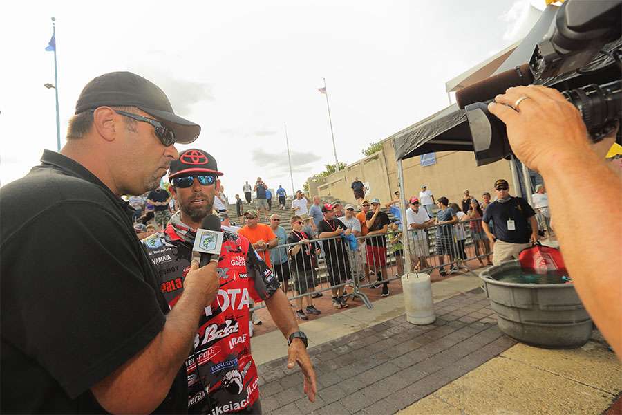 Mike Iaconelli is interviewed by Co-TV host Mark Zona.