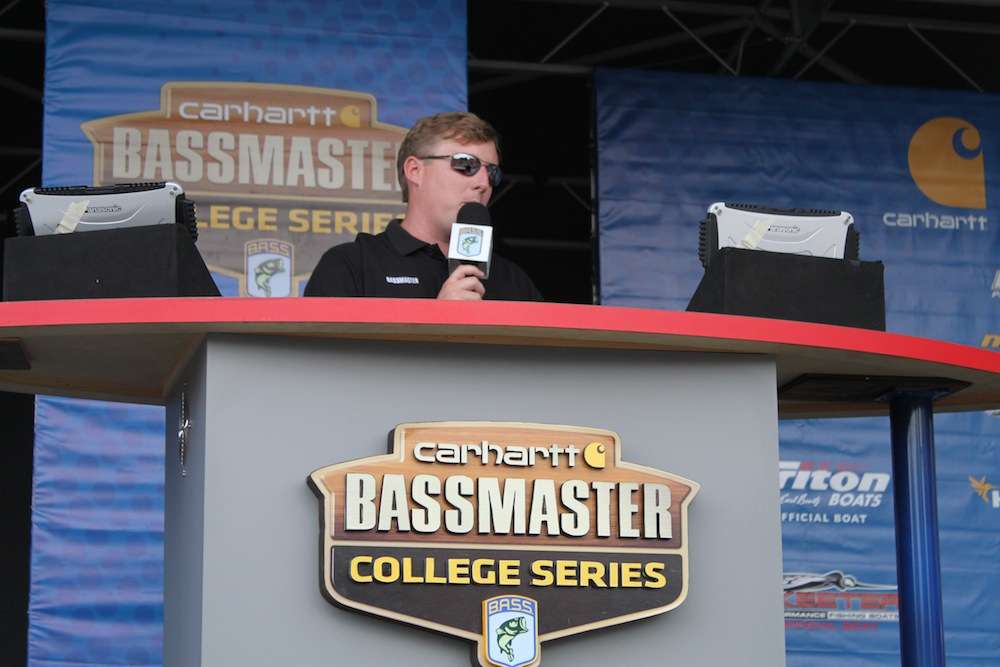Carhartt Bassmaster College Series Tournament Manager Hank Weldon welcomes the crowd. 
