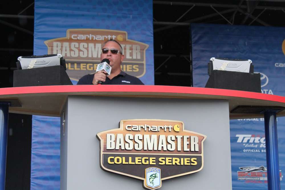 B.A.S.S. Nation Tournament Director Jon Stewart sings our nation's anthem. 